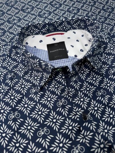 Chemise ALEXANDER à motif graphique écru sur fond marine