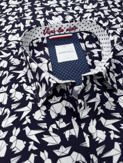 Chemise CHARLOT à motif floral multicolor sur fond bleu
