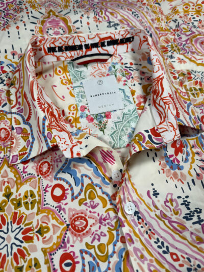 Chemise AUBIN à motif floral multicolor sur fond écru