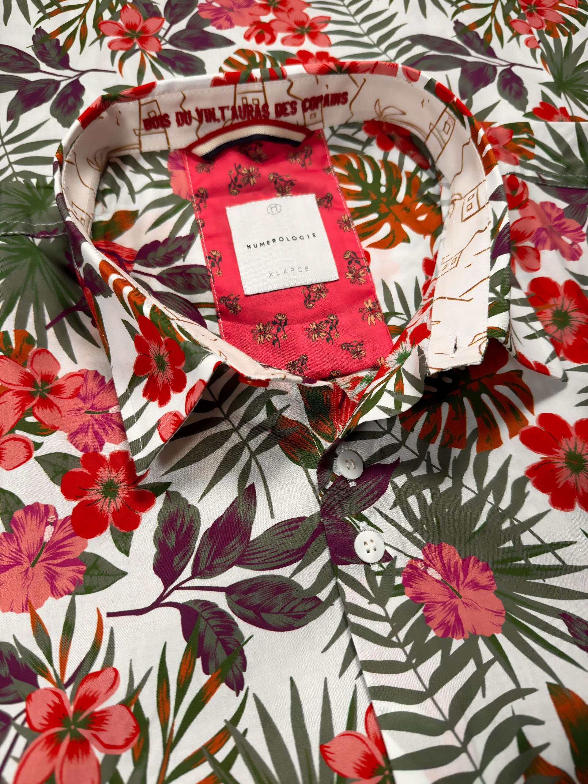 Chemise DANILO à motif floral multicolor sur fond blanc 1 Chemise DANILO à motif floral multicolor sur fond blanc