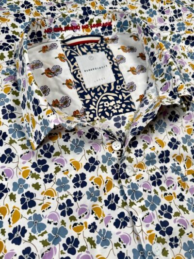 Chemise GREGOR à motif floral multicolore sur fond écru