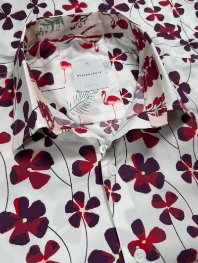 Chemise LANDRY à motif floral rouge sur fond écru