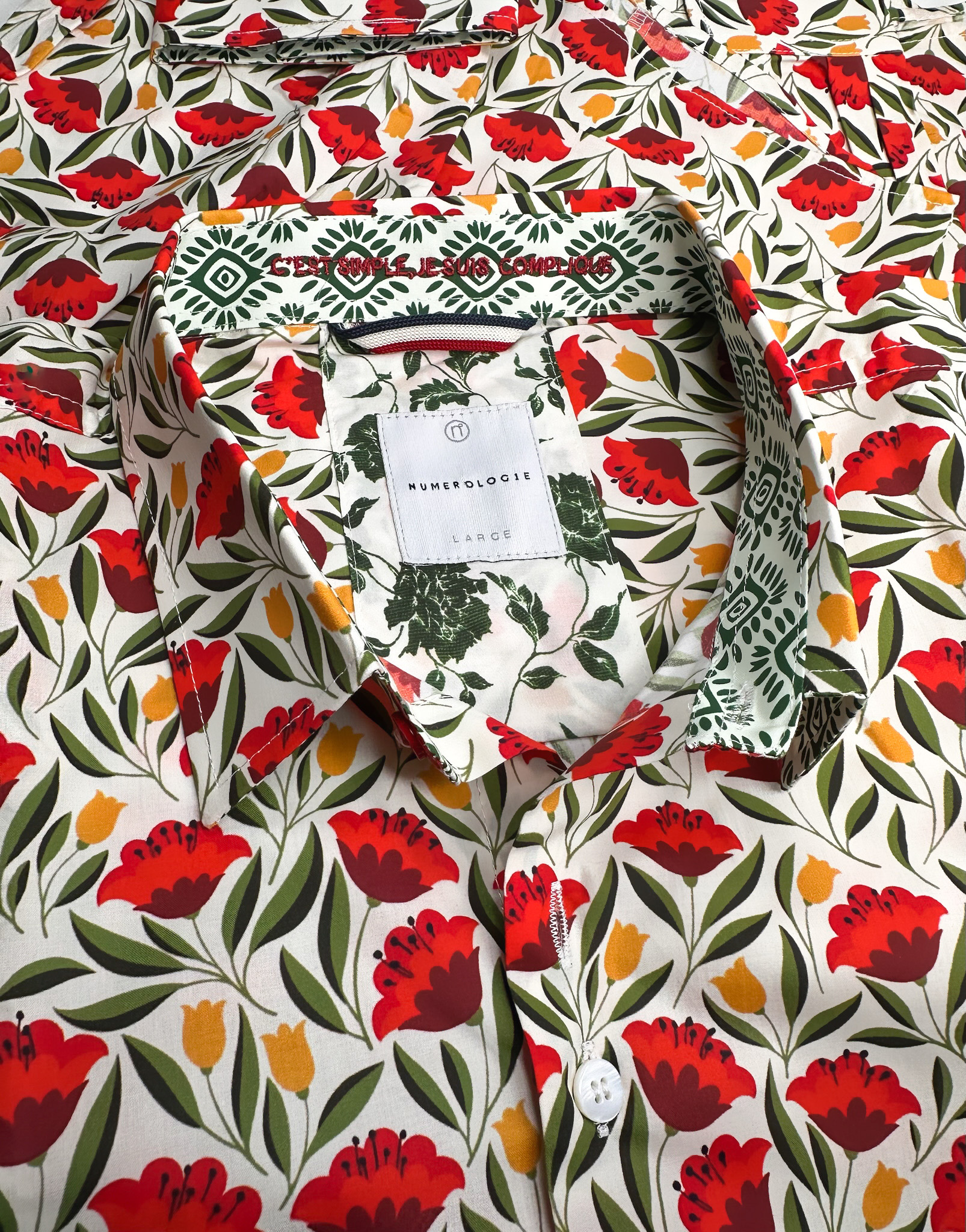 Chemise MAXIME à motif floral sur fond écru 1 Chemise MAXIME à motif floral sur fond écru