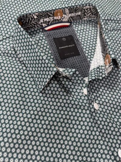 Chemise MILOUSE à motif graphique écru sur fond kaki