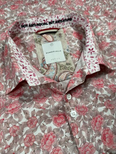 Chemise PIETRO à motif floral rose sur fond écru