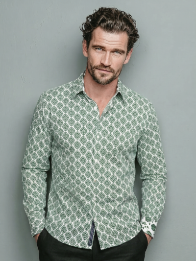 Chemise DORIAN à motif graphique vert sur fond écru