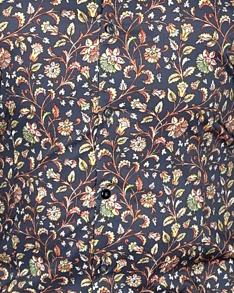 Chemise PIERRE à motif floral bleu marine 4 Chemise PIERRE à motif floral bleu marine – Image 3