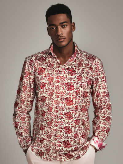 Chemise FERLAND à motif floral rouge sur fond écru