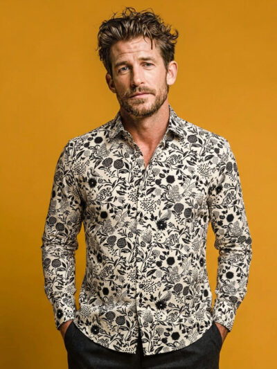 Chemise HILARION à motif floral noir sur fond écru